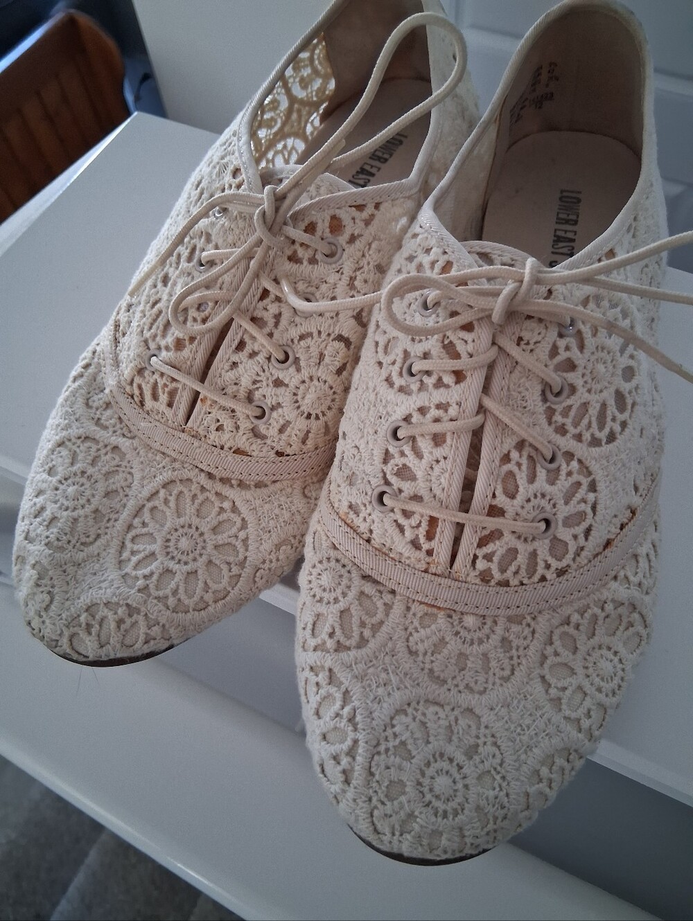 LOWER EAST SIDE Cream Crochet Lace Oxfords